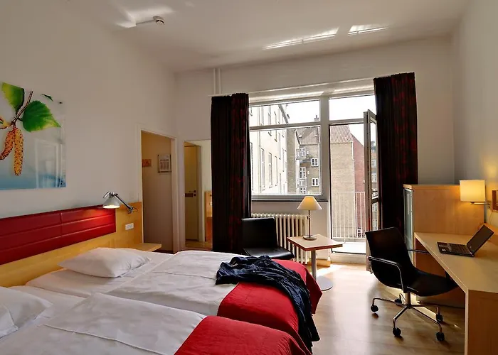 Hotel Scandic The Mayor 4*